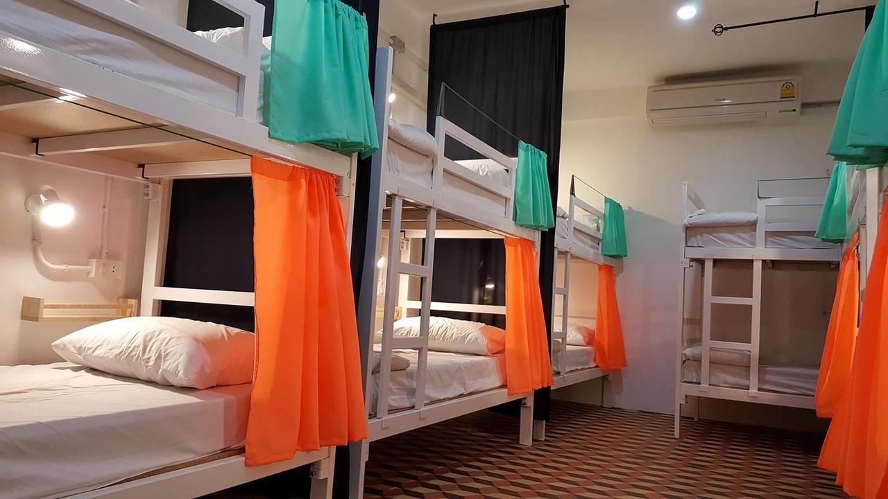 S-Space Hostel Chatuchak Bangkok Esterno foto